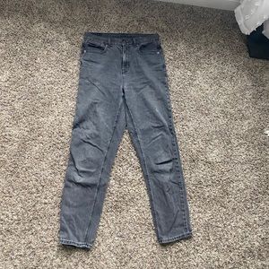 American eagle mom jean size 4